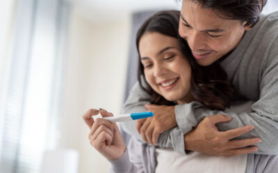 pregnant couple